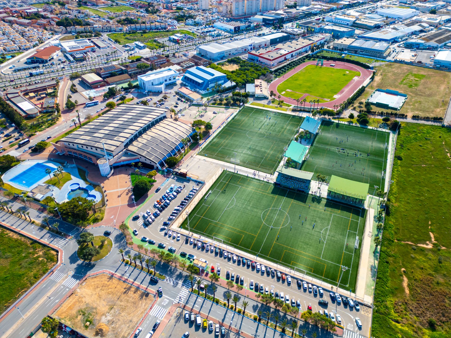 Foto aérea ciudad deportiva de Torrevieja