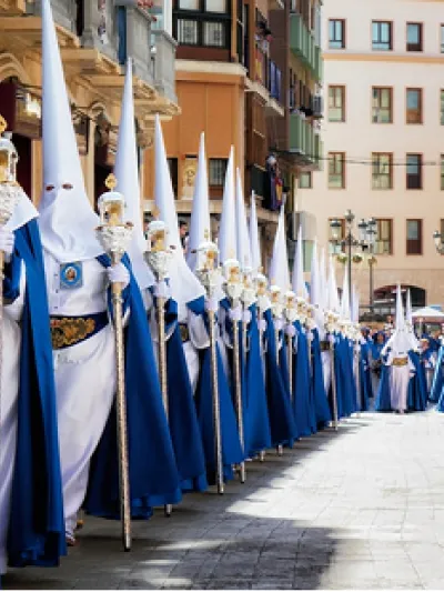 Card 6 fiestas y tradiciones